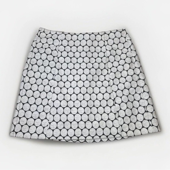 J. Crew Dresses & Skirts - J Crew Size 2 Jacquard Geometric Design Skirt Back Zip Pockets White Gray EUC